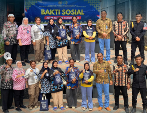 Optimalkan Pelayanan Publik, Rutan Tanjung Pura Salurkan Paket Bantuan Sosial bagi Keluarga Warga Binaan