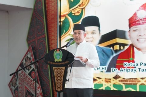 IKLAB Raya Lepas Ratusan Jamaah Calon Haji 1447 H, Gelar Tradisi Tepung Tawar Penuh Khidmat IKLAB Raya Lepas Ratusan Jamaah Calon Haji 1447 H, Gelar Tradisi Tepung Tawar Penuh Khidmat