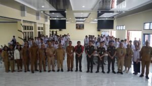 Kajari Karo Bakar Semangat Pelajar: Jadilah Pemain Kunci di Masa Depan Lewat Program Jaksa Masuk Sekolah Kajari Karo Bakar Semangat Pelajar: Jadilah Pemain Kunci di Masa Depan Lewat Program Jaksa Masuk Sekolah