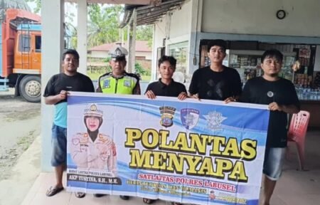 Pendekatan Humanis, Satlantas Polres Labusel Ingatkan Pengemudi Prioritaskan Keselamatan Jalan