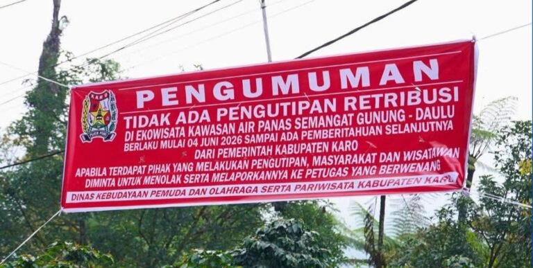 Dinas Budporapar Karo Pasang Spanduk: Retribusi Air Panas Semangat Gunung–Doulu Ditiadakan Sementara Dinas Budporapar Karo Pasang Spanduk: Retribusi Air Panas Semangat Gunung–Doulu Ditiadakan Sementara